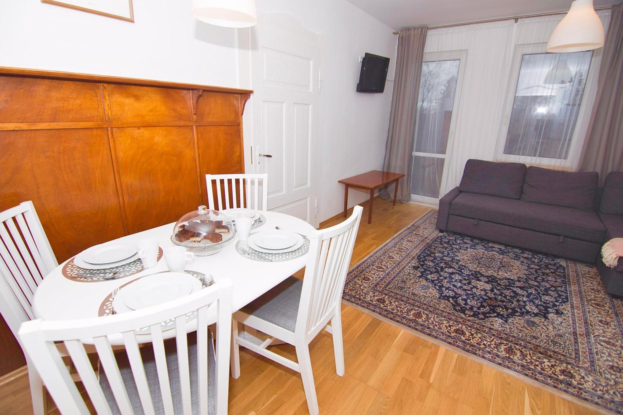 Goscinne 54 Apartmán *